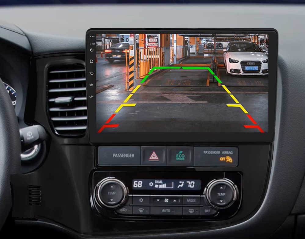 Mitsubishi Outlander 2012-2018 Android fejegység tolatókamera képpel és parkolási segédvonalakkal